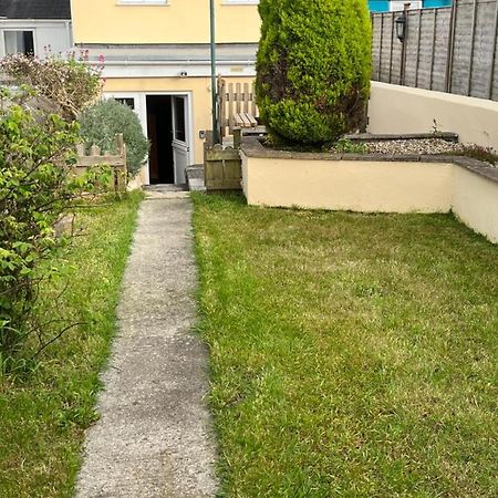 Pet Friendly Cottage Pool Екстер'єр фото
